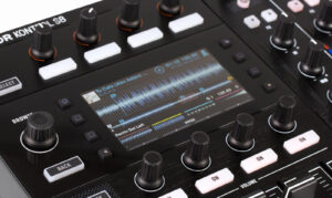 دستگاه دی جی Native Instruments Traktor Kontrol S8