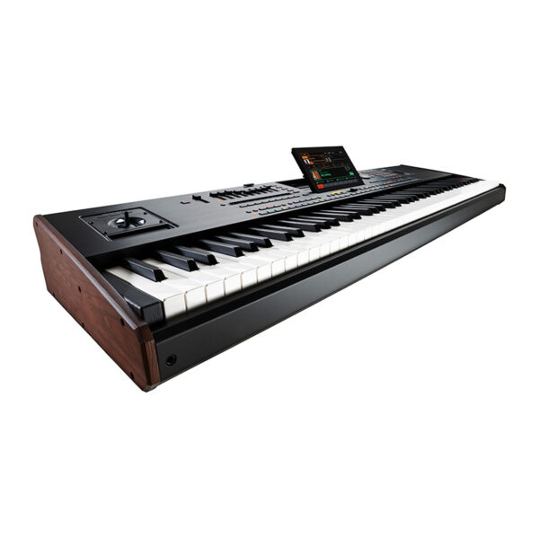 ارنجر KORG PA5X