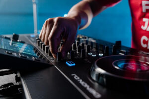دستگاه دی جی Denon SC LIVE 4