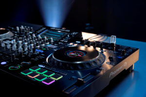 دی جی کنترلر Pioneer XDJ-XZ